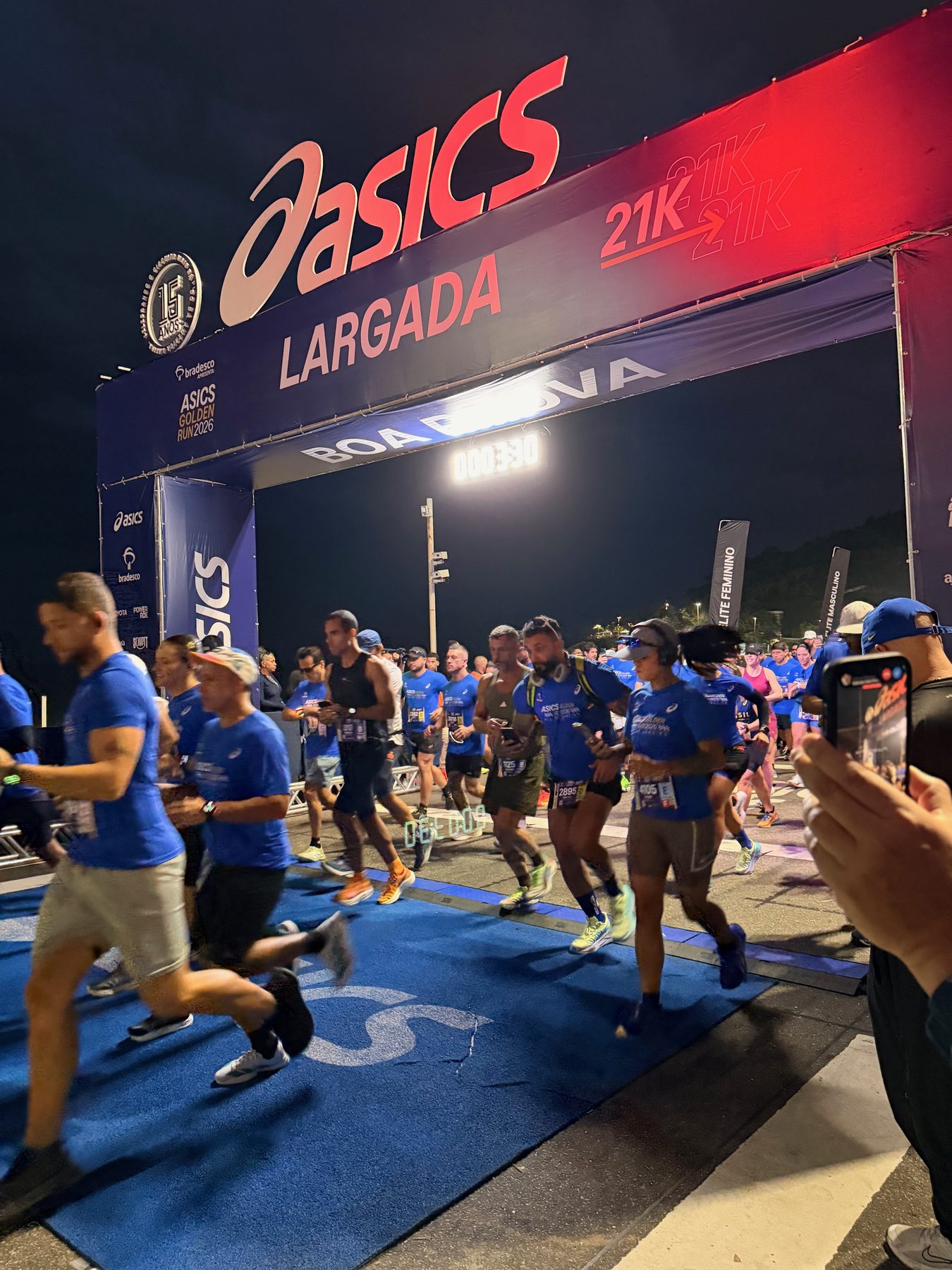 Sonorização de corrida de rua no Rio de Janeiro — largada da ASICS Golden Run